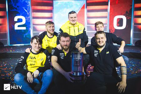 也展示了强 也展示了强